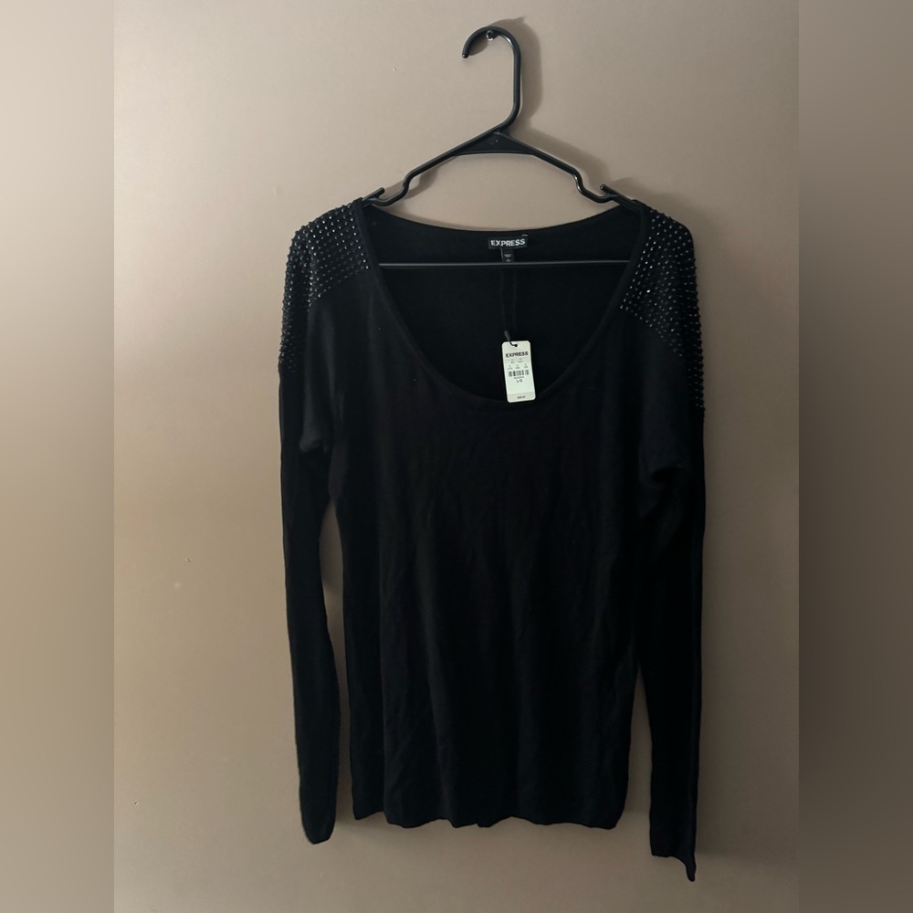 ❣️NWT❣️Express Studded Shoulders Sweater